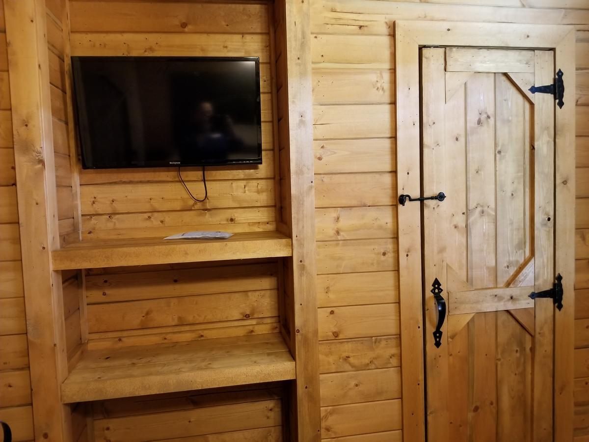 Paradise Rv & Cabins Resort 温顿 外观 照片